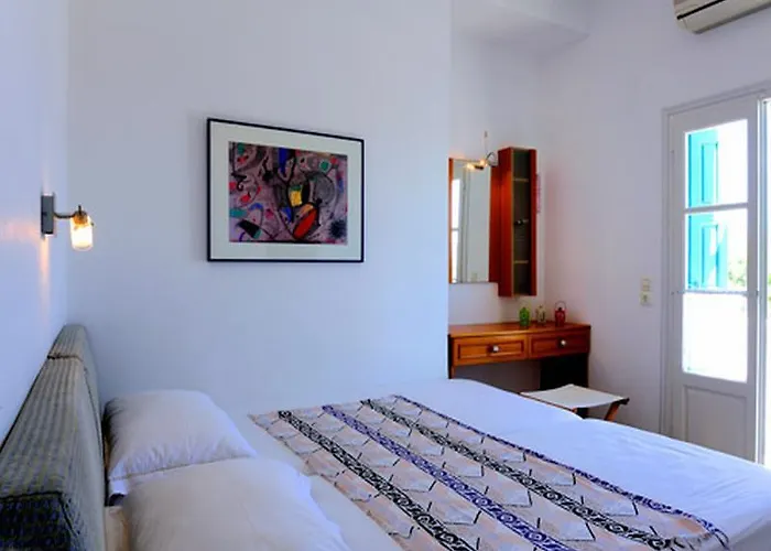 ホテル Anemoessa Rooms & Studios 3*